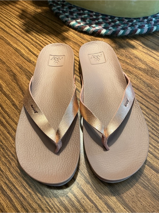 Reef Shoes - Reef Cushion Court Vegan Women’s Flip Flop Sandal Size 7
